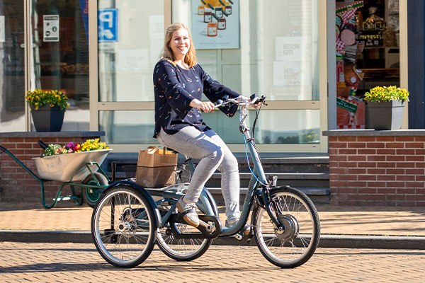 Bicyclette a trois roues pour online adulte