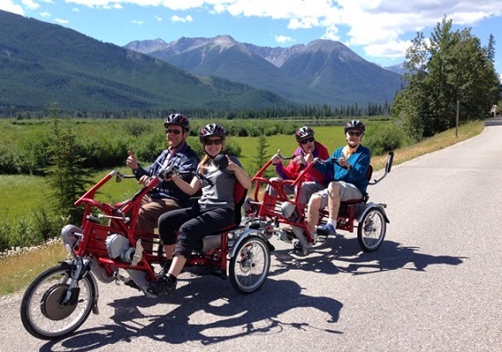 Adaptive bicycle and trailer in Canada Van Raam