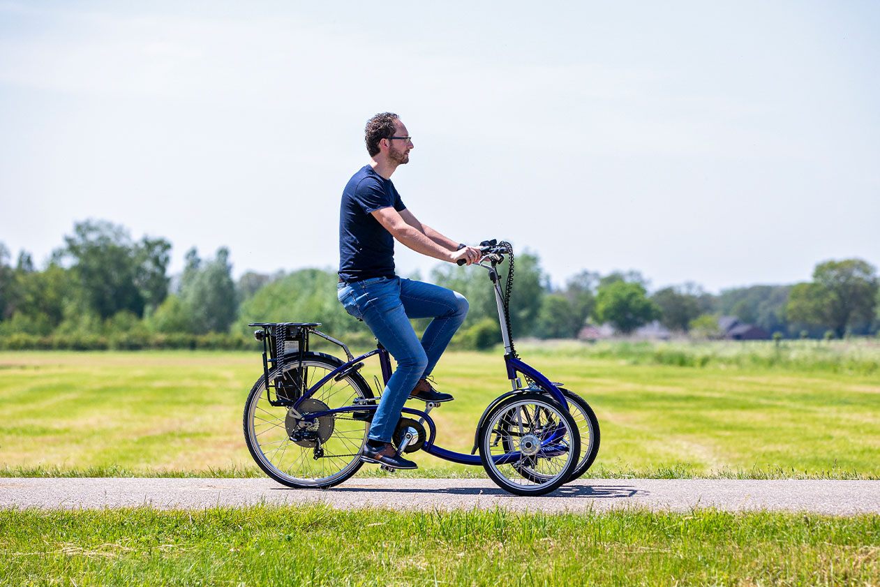 3 wheel bicycle with cheap 2 wheels in front