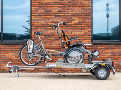 Trailer to transport a special needs bike Van Raam