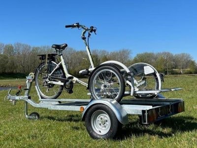 cartrend Porte-vélos pour attelage de remorque, Extension pour Alu Active  modèle 11116, pour Le Transport d'un 3ème vélo, avec Bras de retenue et  Rail