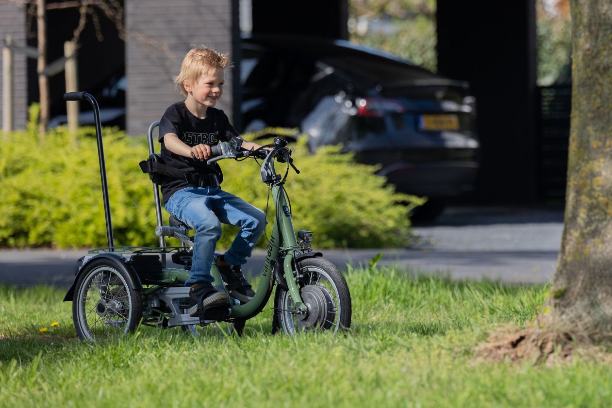 Adaptive tricycle for a large or older child Van Raam