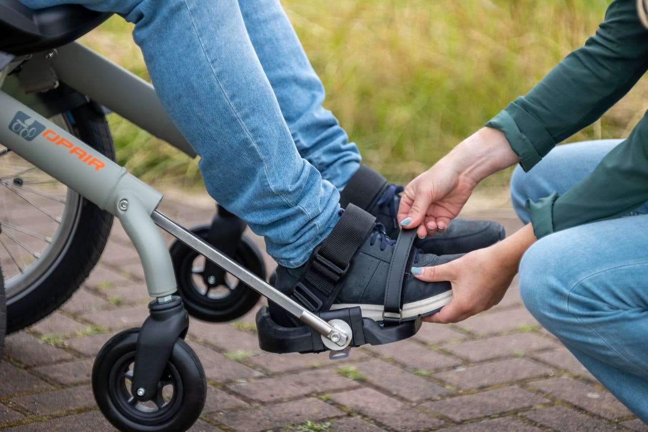 Repose pieds fauteuil roulant vélo OPair Van Raam