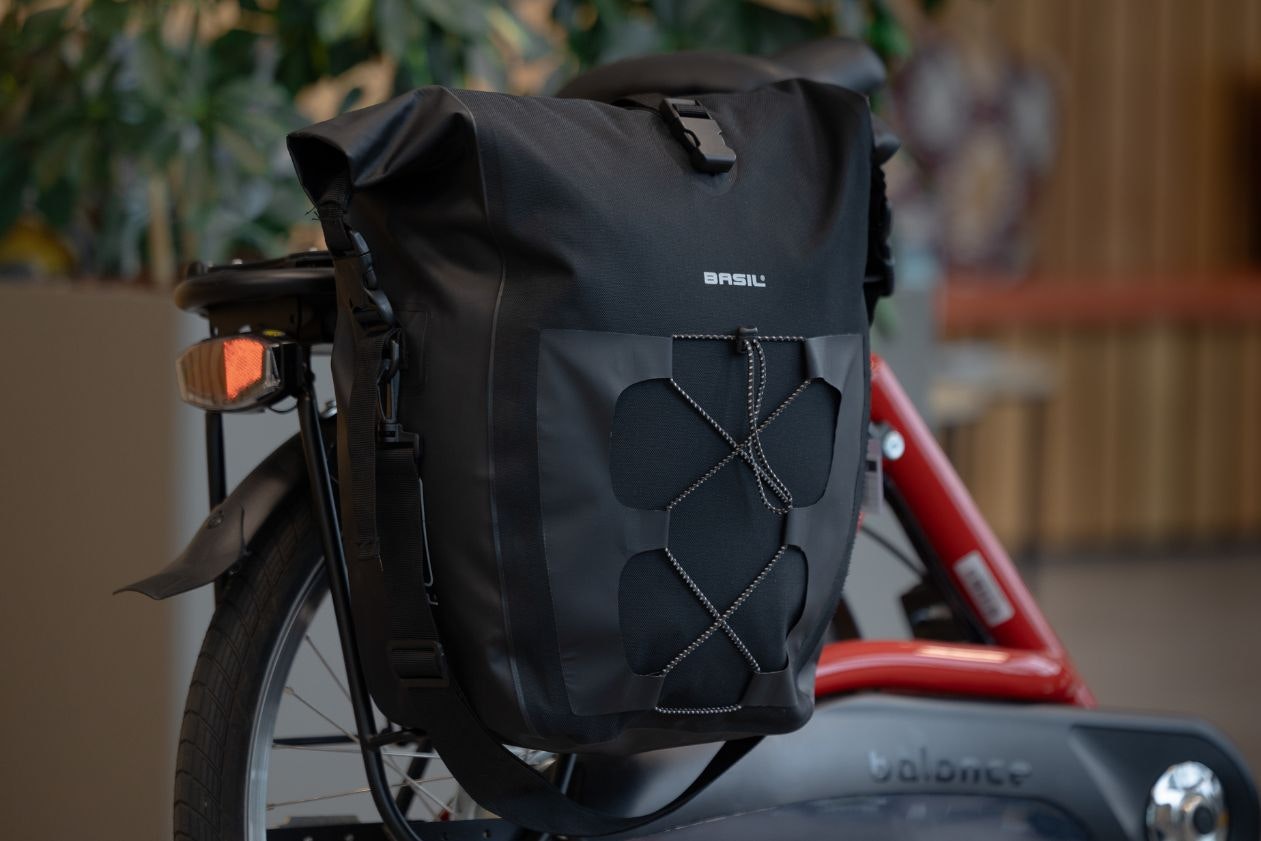 Single sided bike pannier Van Raam Balance low step trough bike