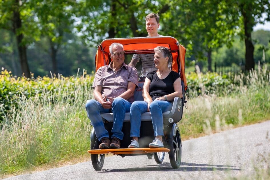 transportfietsen van raam