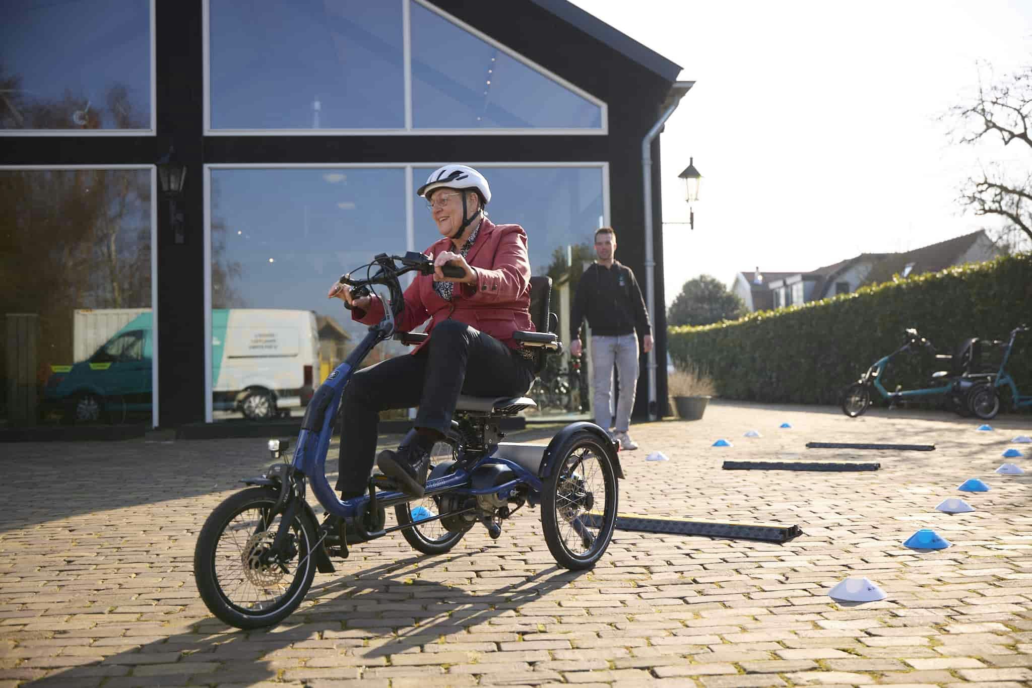 Probefahrt auf dem Van Raam Easy Rider Compact bei Sil Smit Tweewielers