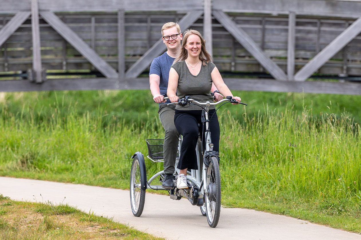 3 wheel tandem bike